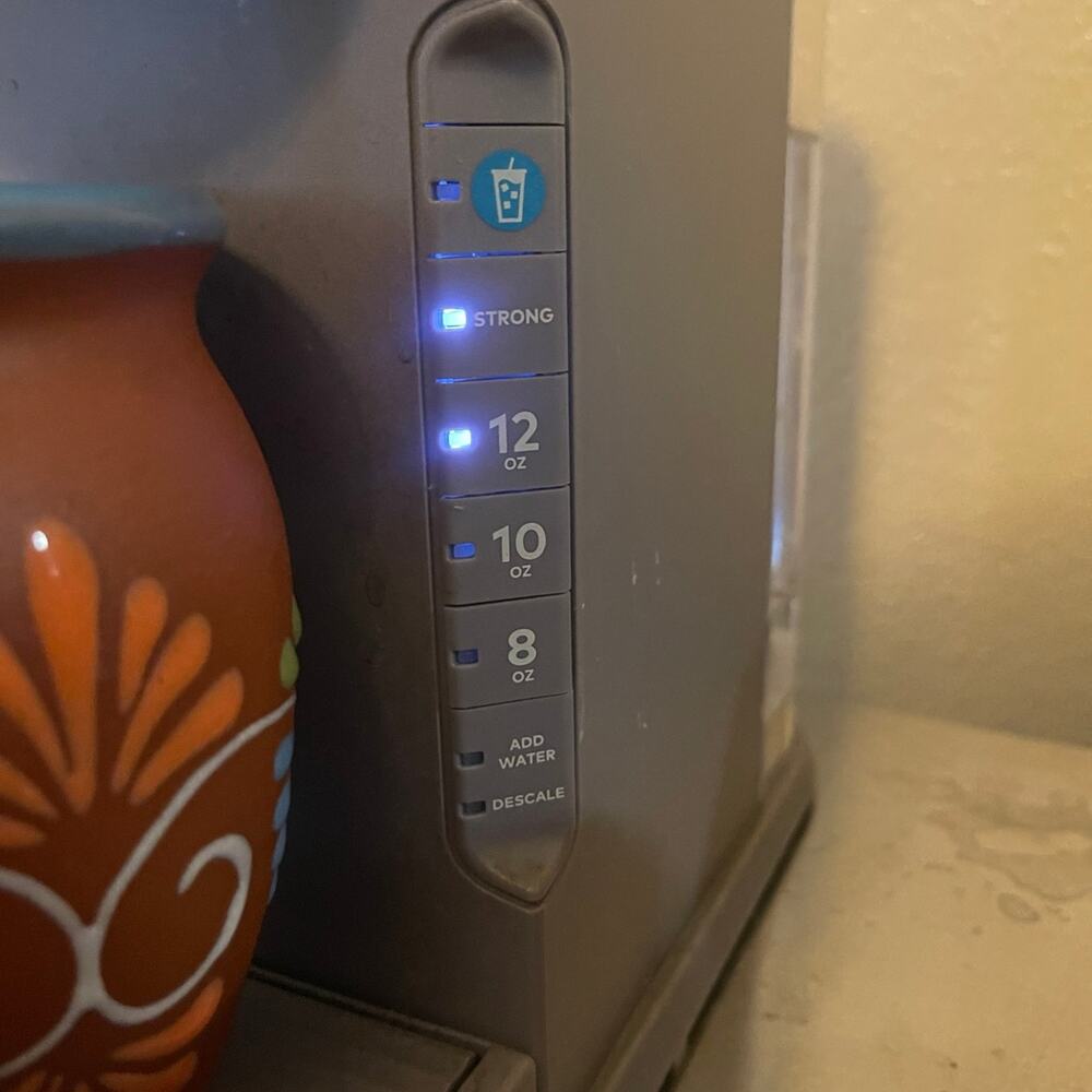 Keurig Machine - Picture 2 of 5